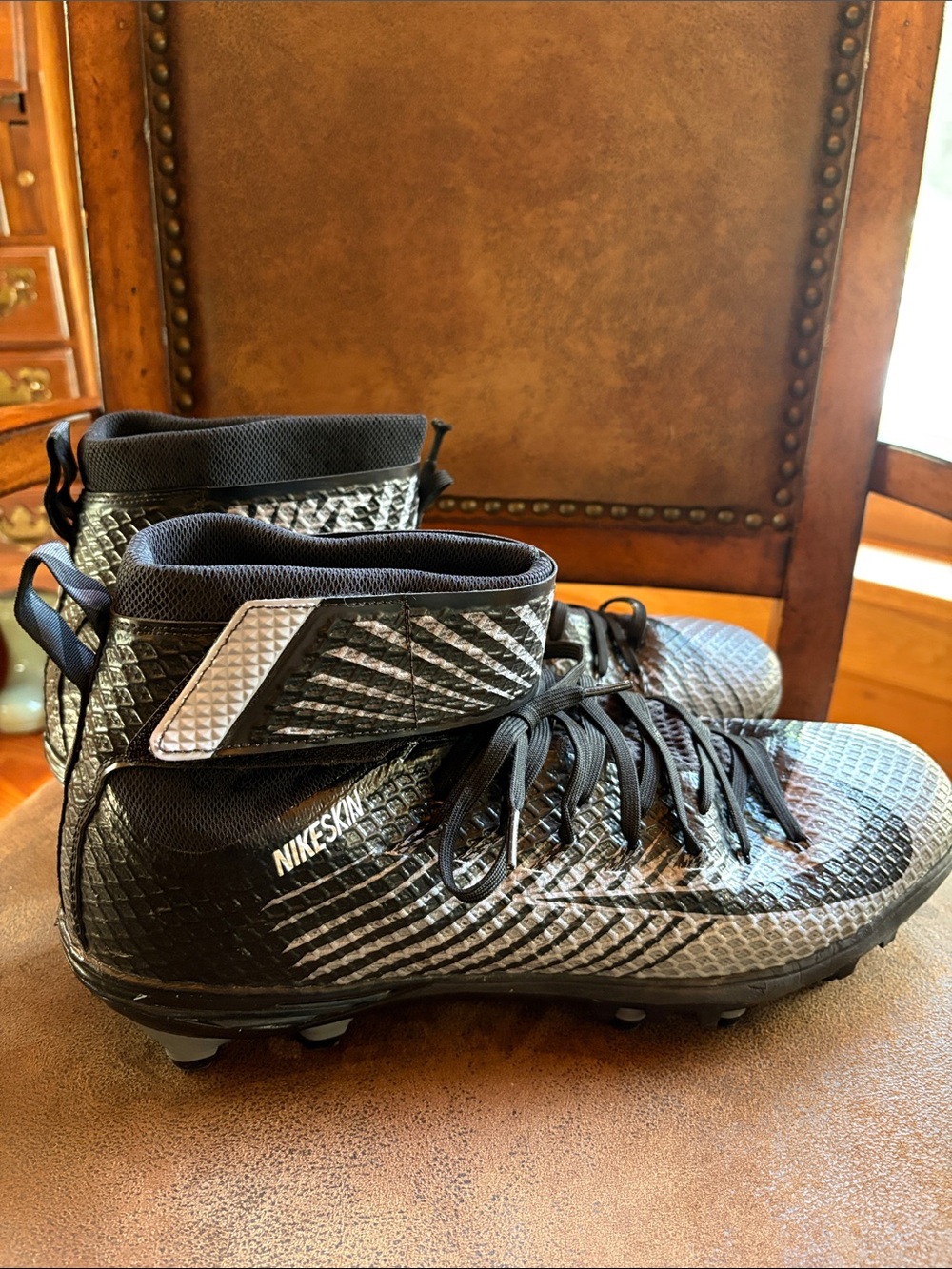 Men’s Nike Lunarbeast Black and Silver Mid-Top Football Cleats Size 17